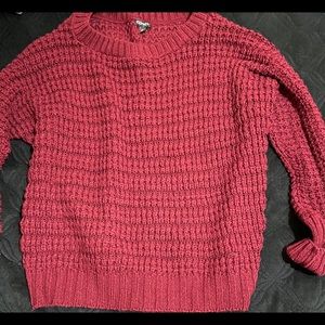 Burgundy knitted sweater